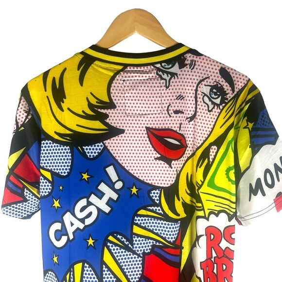 Money Calls Trap Comic All Over Print T-shirt Men’s M - Streetwear Urban Emo NWT - Picture 6 of 12